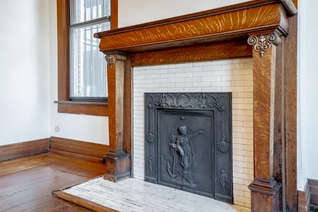 $1,100,000 | 930 Oak Street, Chattanooga, TN 37403