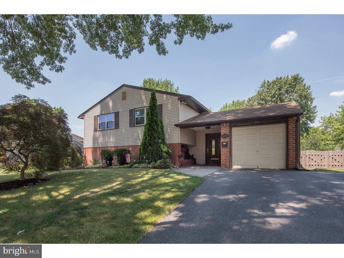 244 Hemlock Lane Springfield, PA 19064 - Photo 1 of 25