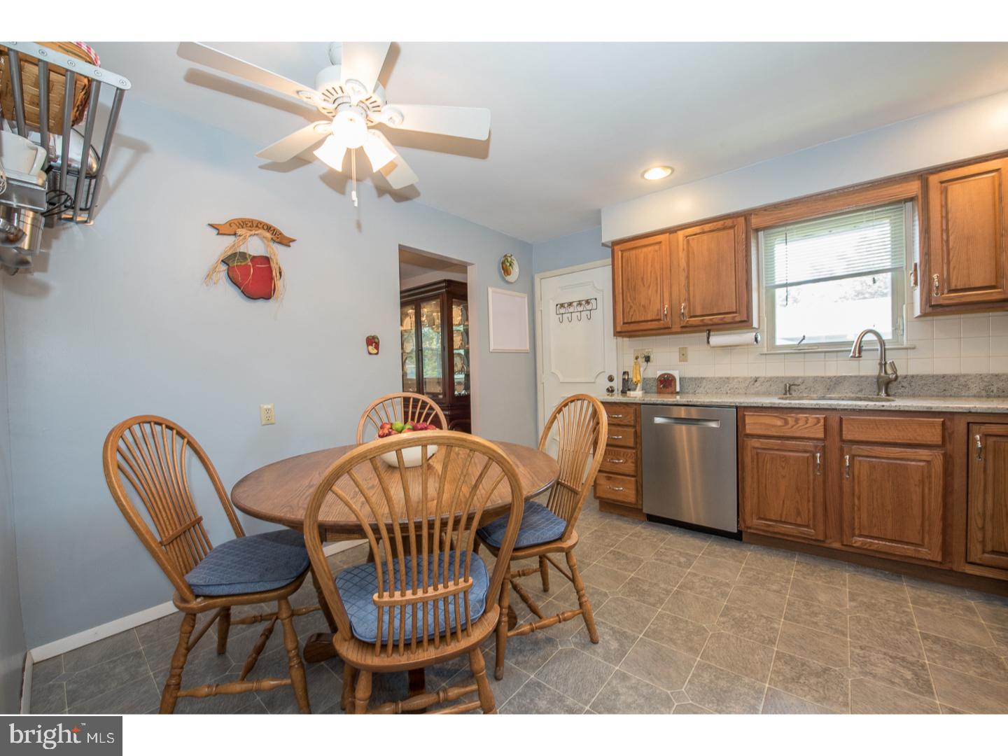 244 Hemlock Lane Springfield, PA 19064 - Photo 9 of 25