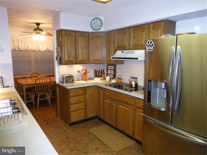 36 Turnpike Road Ashland, PA 17921 - Photo 2 of 17 Kitchen