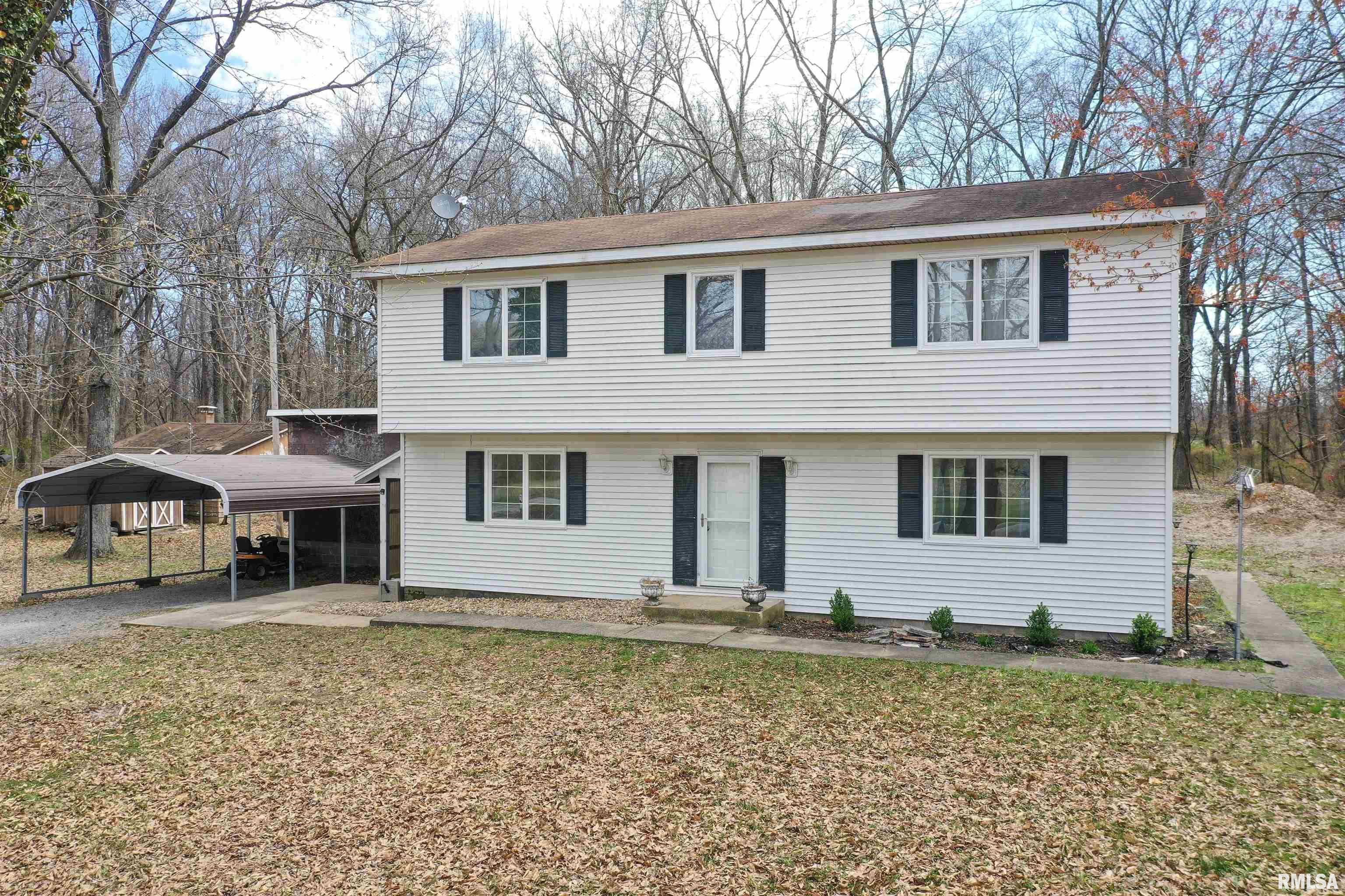 5060 Woodard Road Salem, IL 62881 - Photo 1 of 43 Gallery Image 1