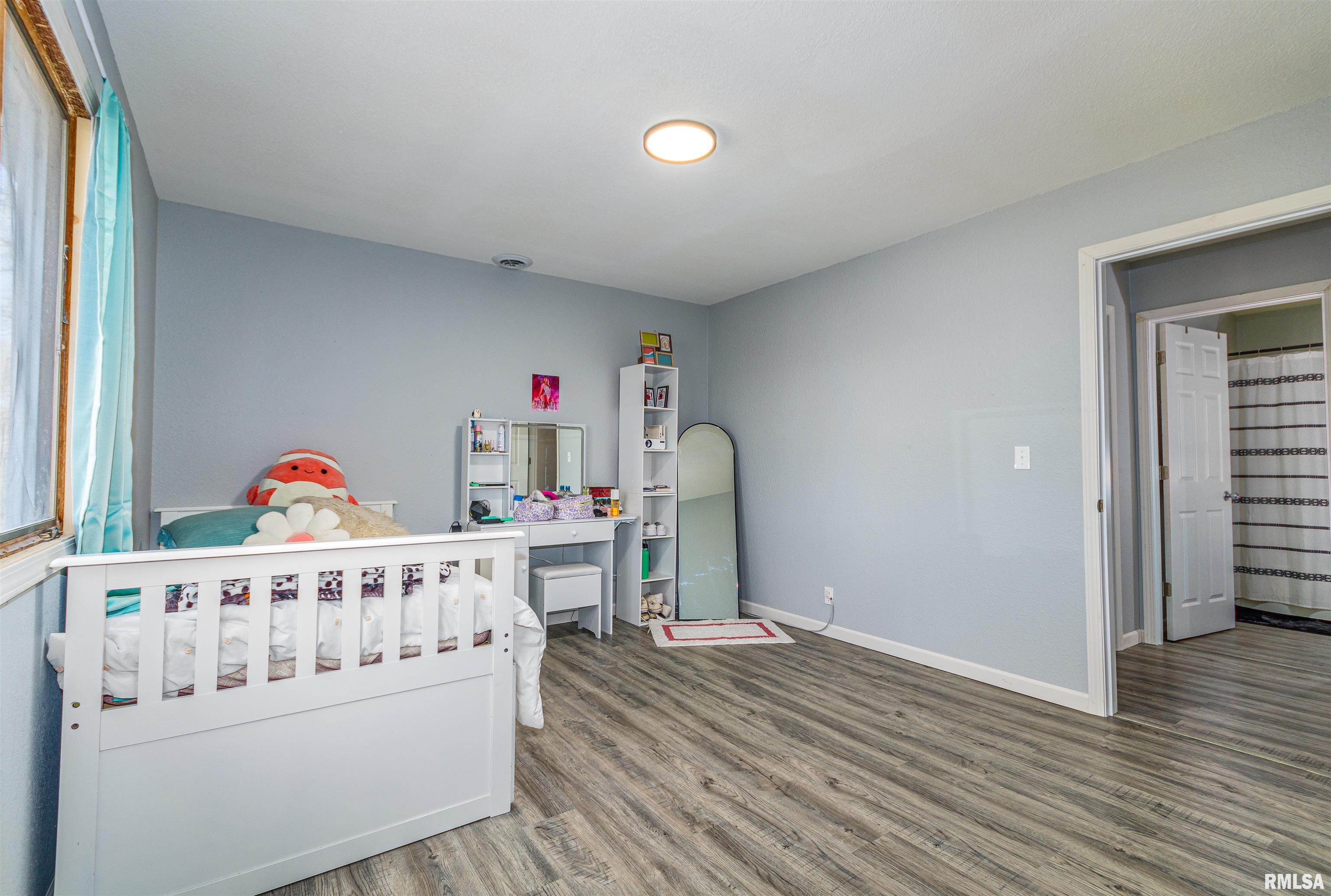 5060 Woodard Road Salem, IL 62881 - Photo 11 of 43 Gallery Image 11