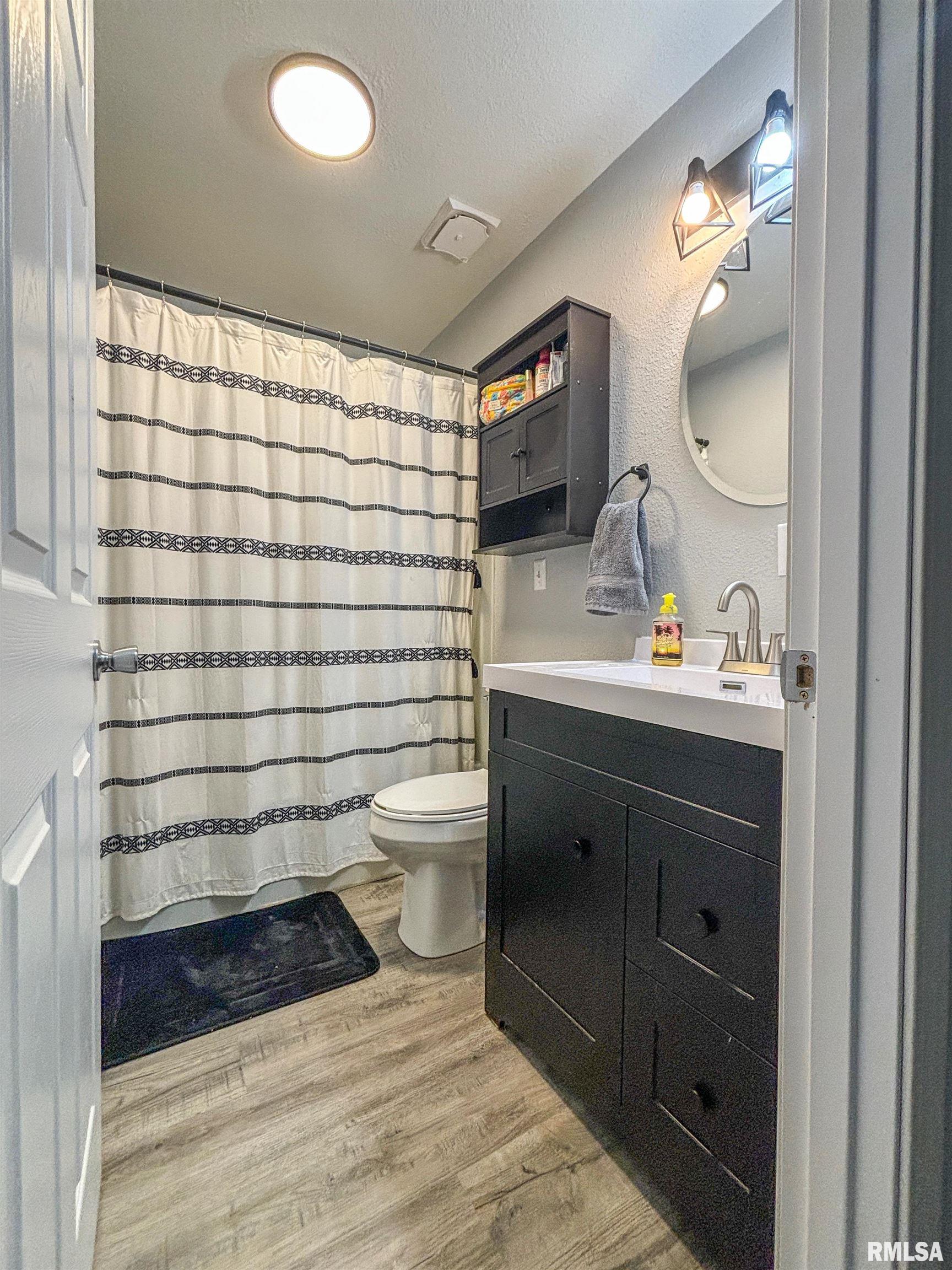 5060 Woodard Road Salem, IL 62881 - Photo 14 of 43 Gallery Image 14