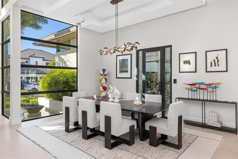 $13,995,000 | 100 Royal Palm Drive, Fort Lauderdale, FL 33301