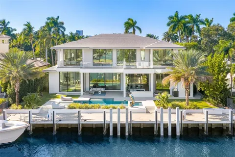 $13,995,000 | 100 Royal Palm Drive, Fort Lauderdale, FL 33301