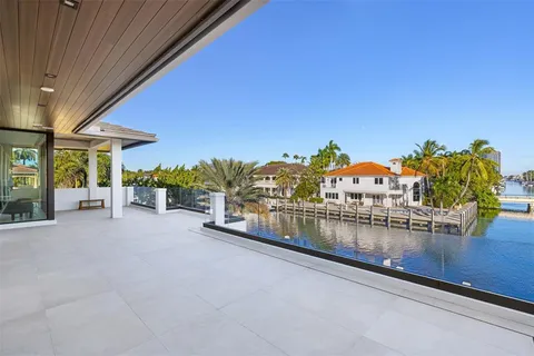 $13,995,000 | 100 Royal Palm Drive, Fort Lauderdale, FL 33301