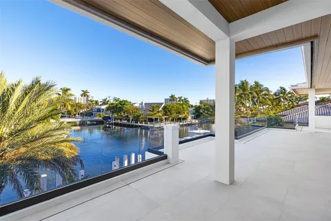 $13,995,000 | 100 Royal Palm Drive, Fort Lauderdale, FL 33301