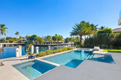 $13,995,000 | 100 Royal Palm Drive, Fort Lauderdale, FL 33301