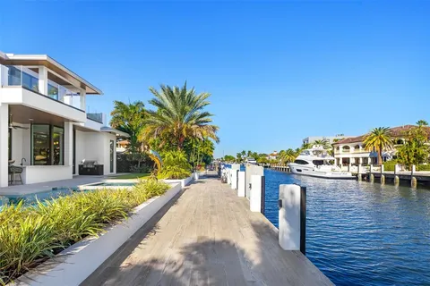 $13,995,000 | 100 Royal Palm Drive, Fort Lauderdale, FL 33301