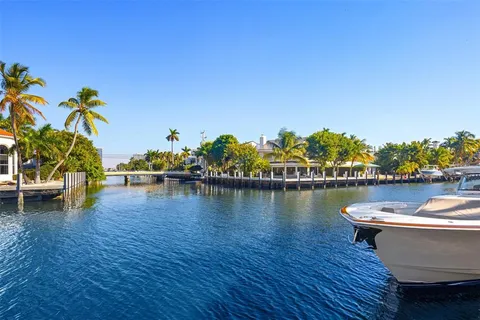 $13,995,000 | 100 Royal Palm Drive, Fort Lauderdale, FL 33301