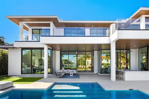 $13,995,000 | 100 Royal Palm Drive, Fort Lauderdale, FL 33301