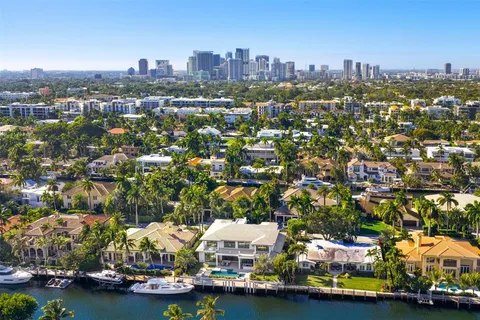 $13,995,000 | 100 Royal Palm Drive, Fort Lauderdale, FL 33301