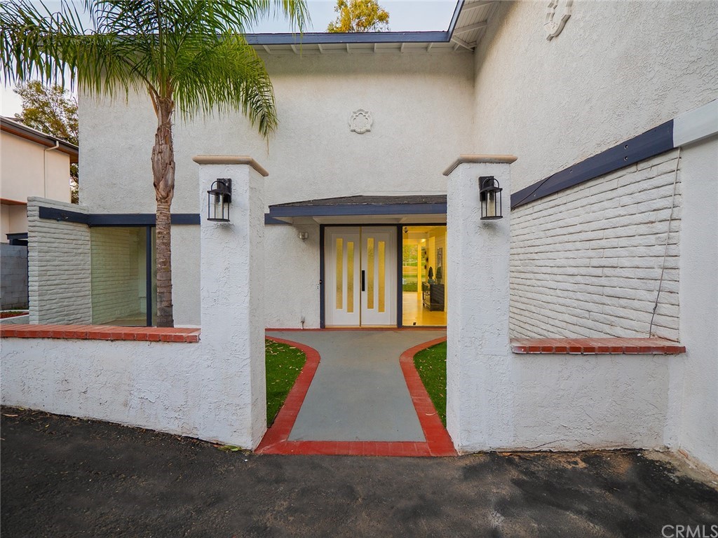 5100 Queen Street Riverside, CA 92506 - Photo 3 of 75