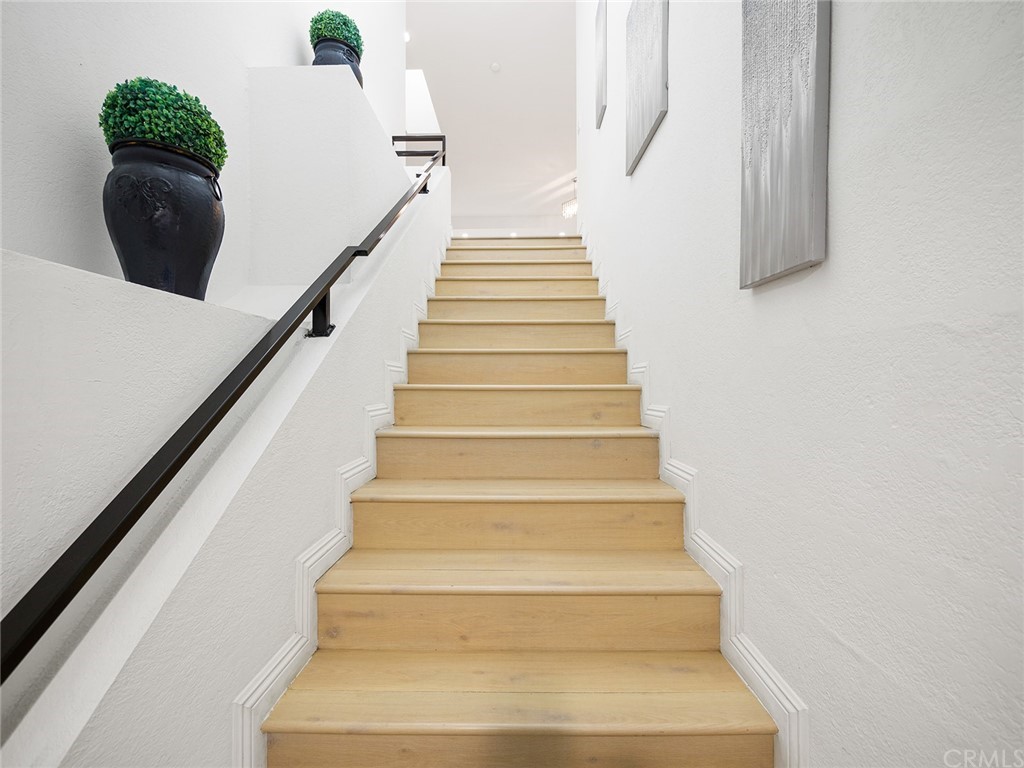 5100 Queen Street Riverside, CA 92506 - Photo 44 of 75 a view of entryway