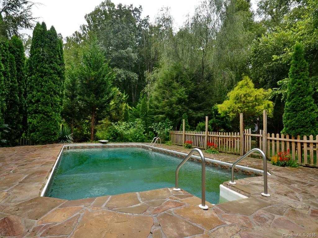 73 Dye Leaf Road Fairview, NC 28730 - Photo 2 of 5 Gallery Image 2