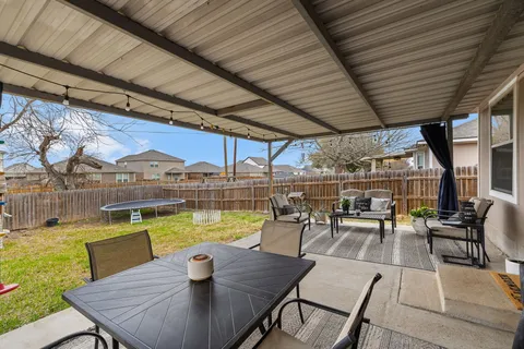 $315,000 | 2100 Oaklawn Drive, Taylor, TX 76574