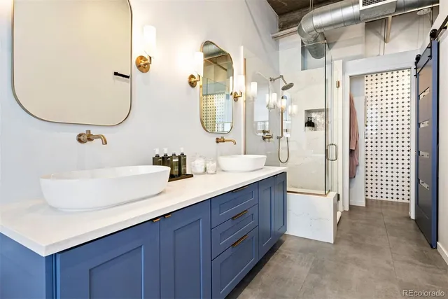 a view of a entryway