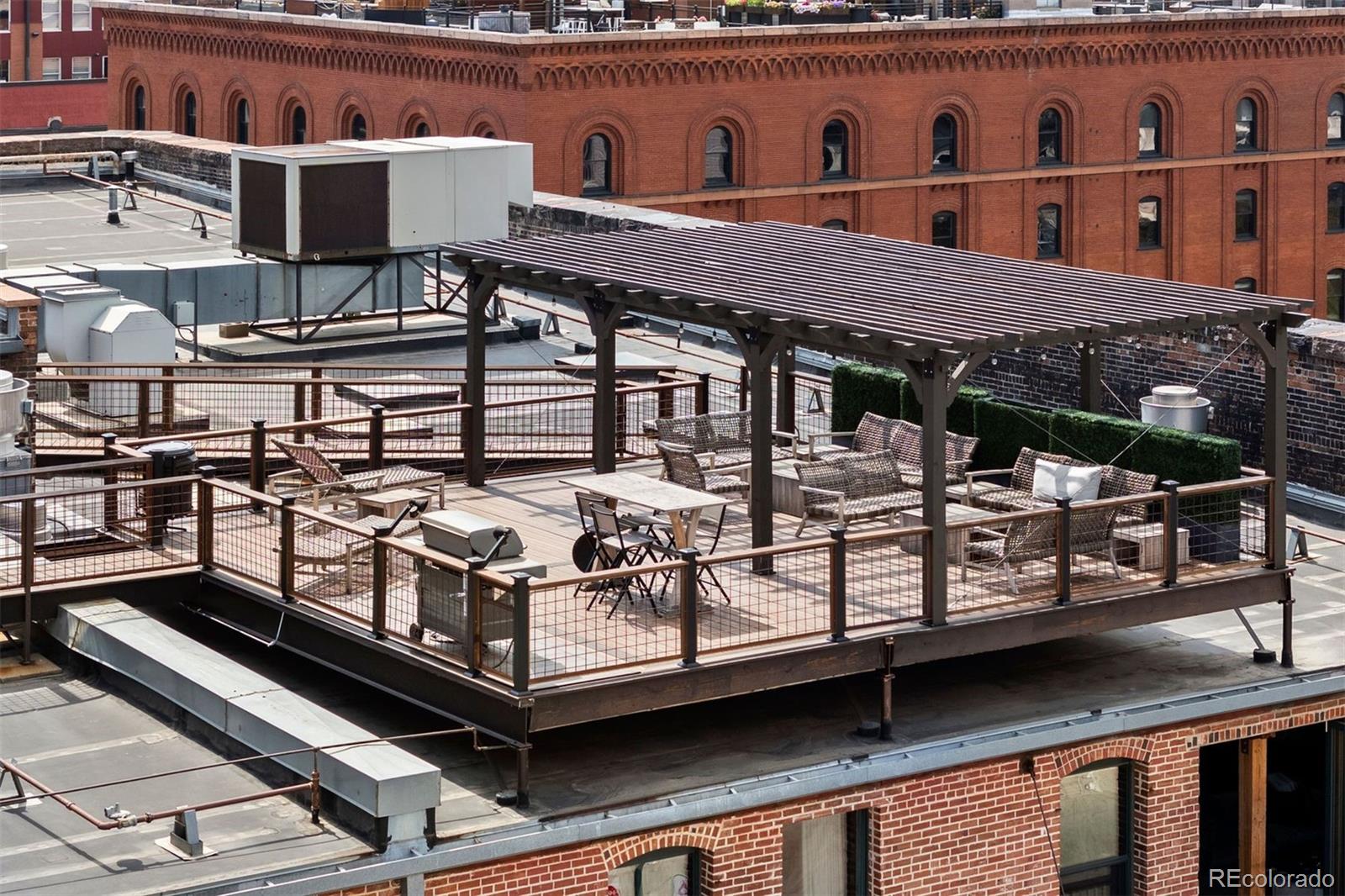 1801 Wynkoop Street, Unit 603 Denver, CO 80202 - Photo 33 of 40 a view of a house with roof deck