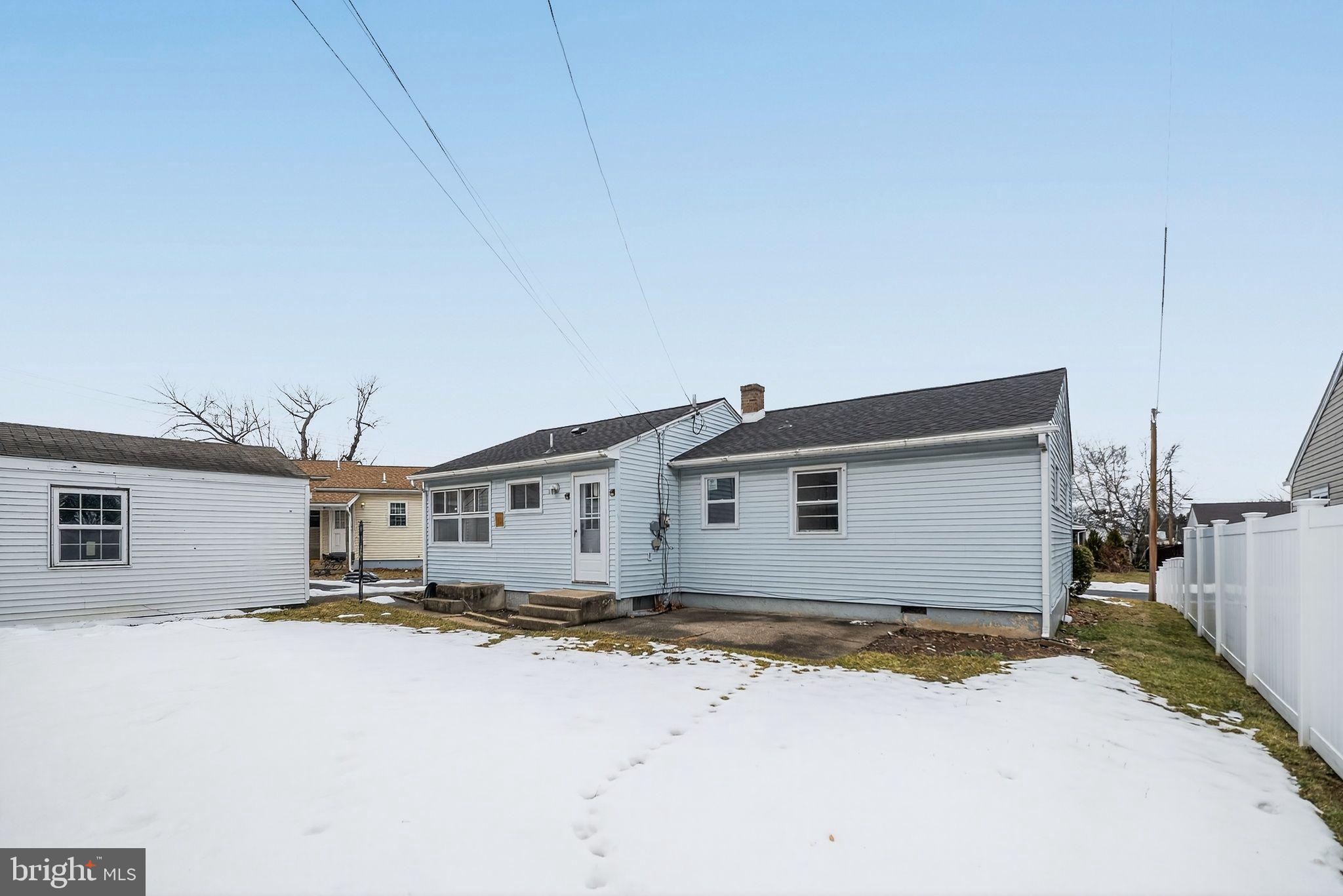 1569 Fleming Street Bethlehem, PA 18017 - Photo 3 of 14