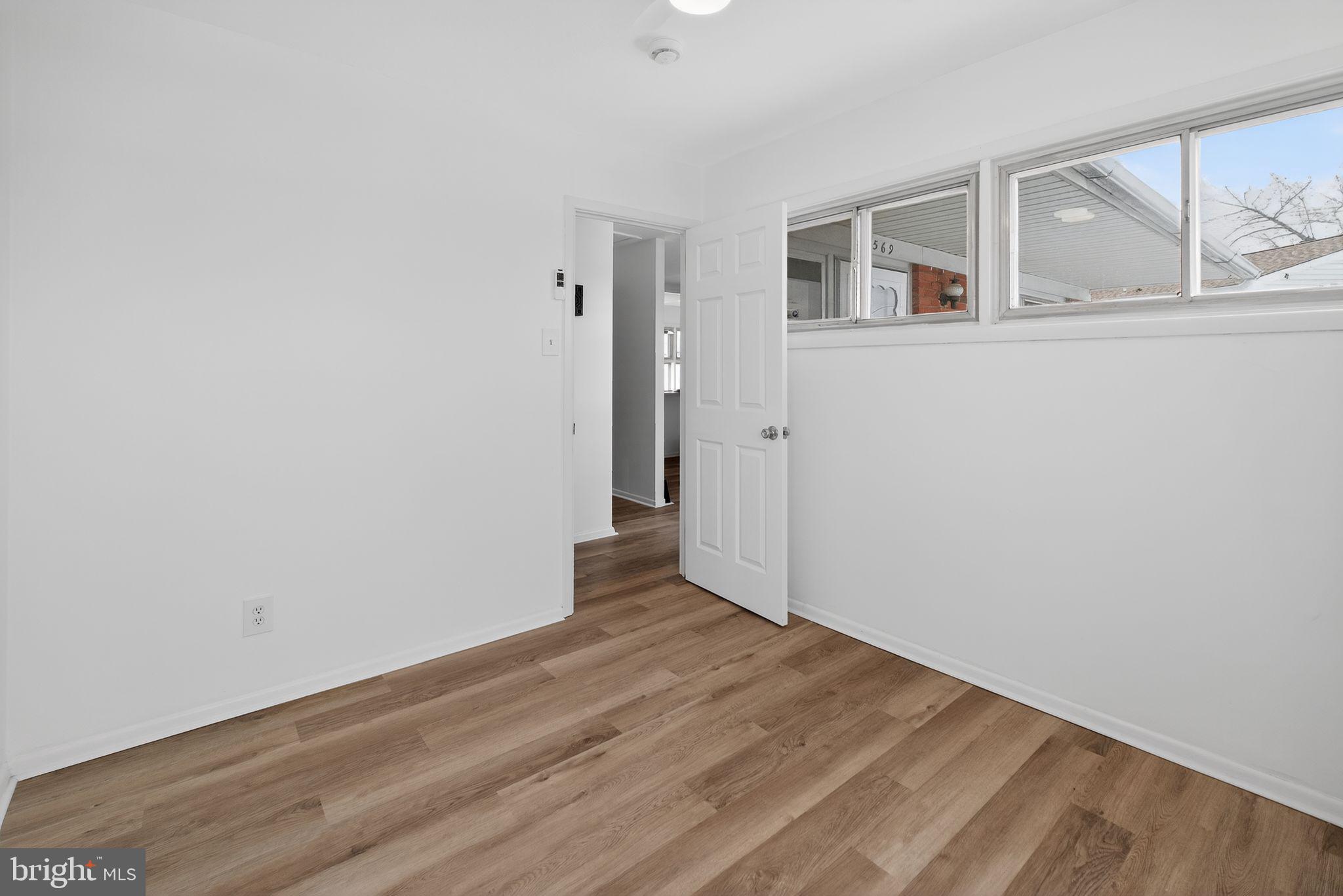 1569 Fleming Street Bethlehem, PA 18017 - Photo 8 of 14