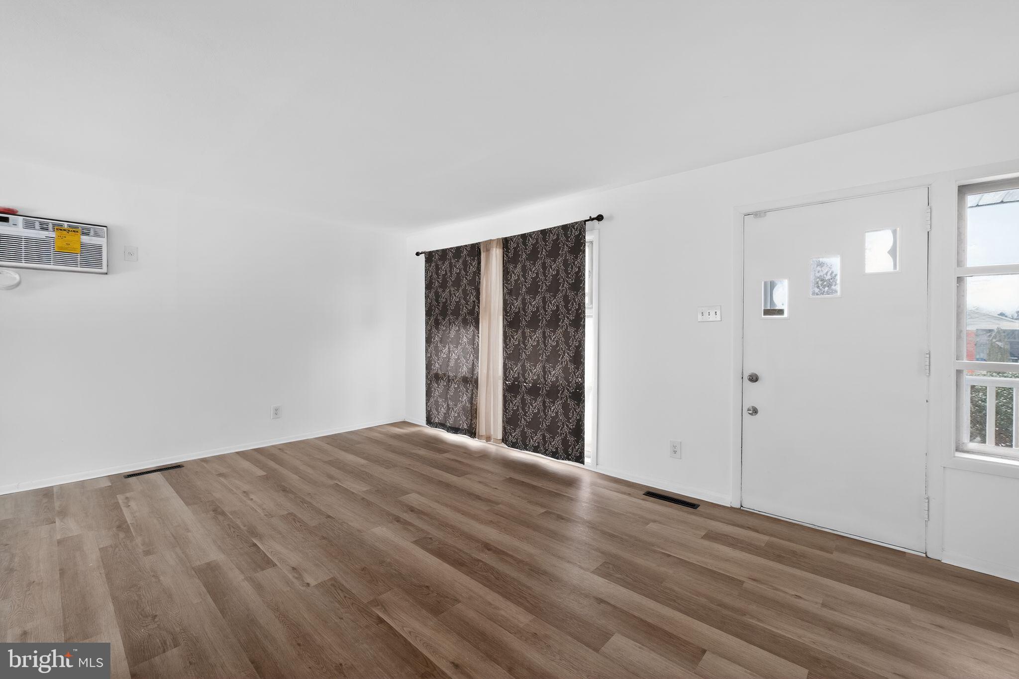 1569 Fleming Street Bethlehem, PA 18017 - Photo 10 of 14