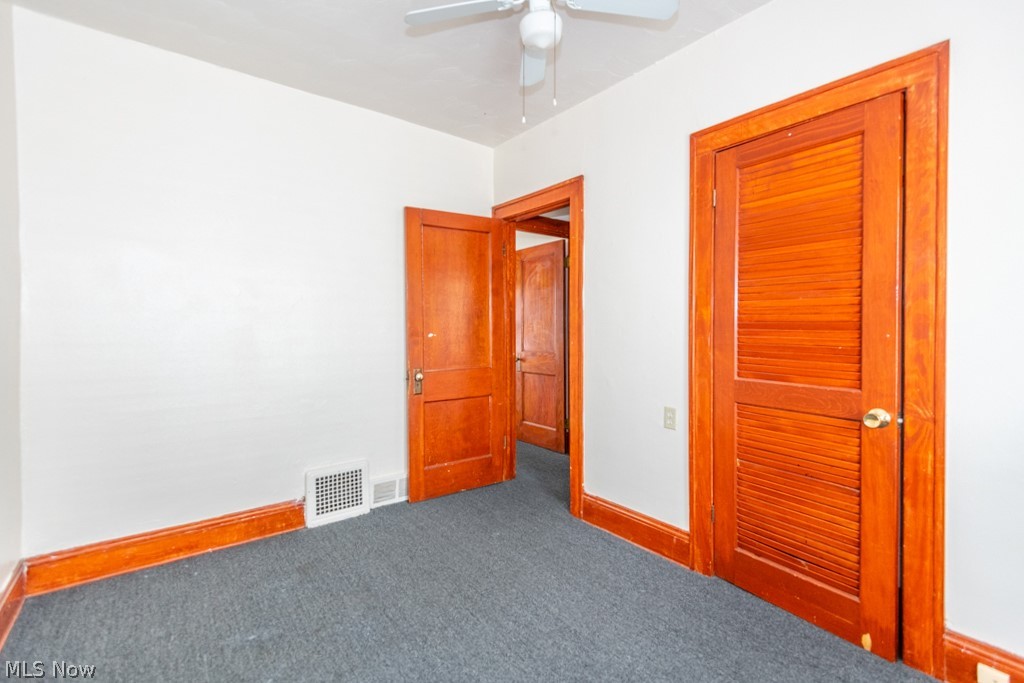 917 Helmsdale Road Cleveland Heights, OH 44112 - Photo 24 of 28