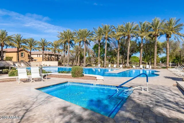 $500,000 | 1067 South Storment Lane, Gilbert, AZ 85296