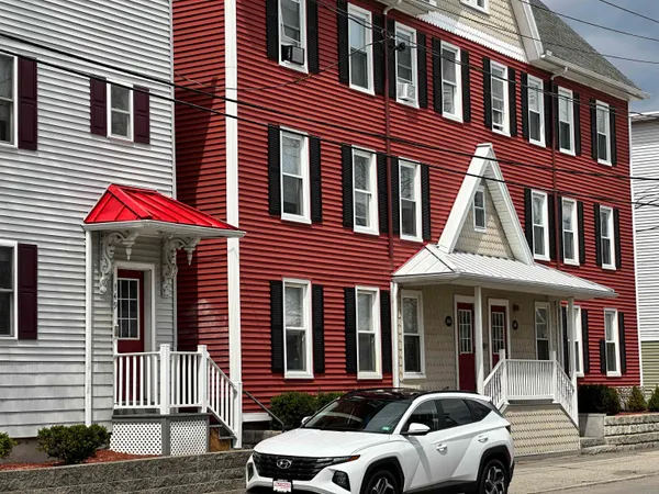 $1,674 | 143 Second Street, Unit 1, Manchester, NH 03102