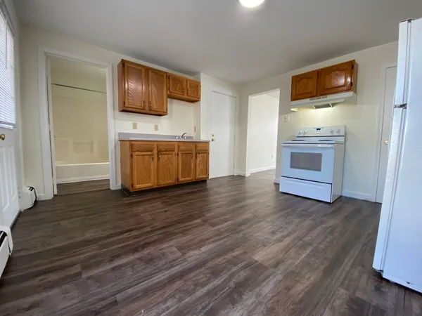 $1,674 | 143 Second Street, Unit 1, Manchester, NH 03102