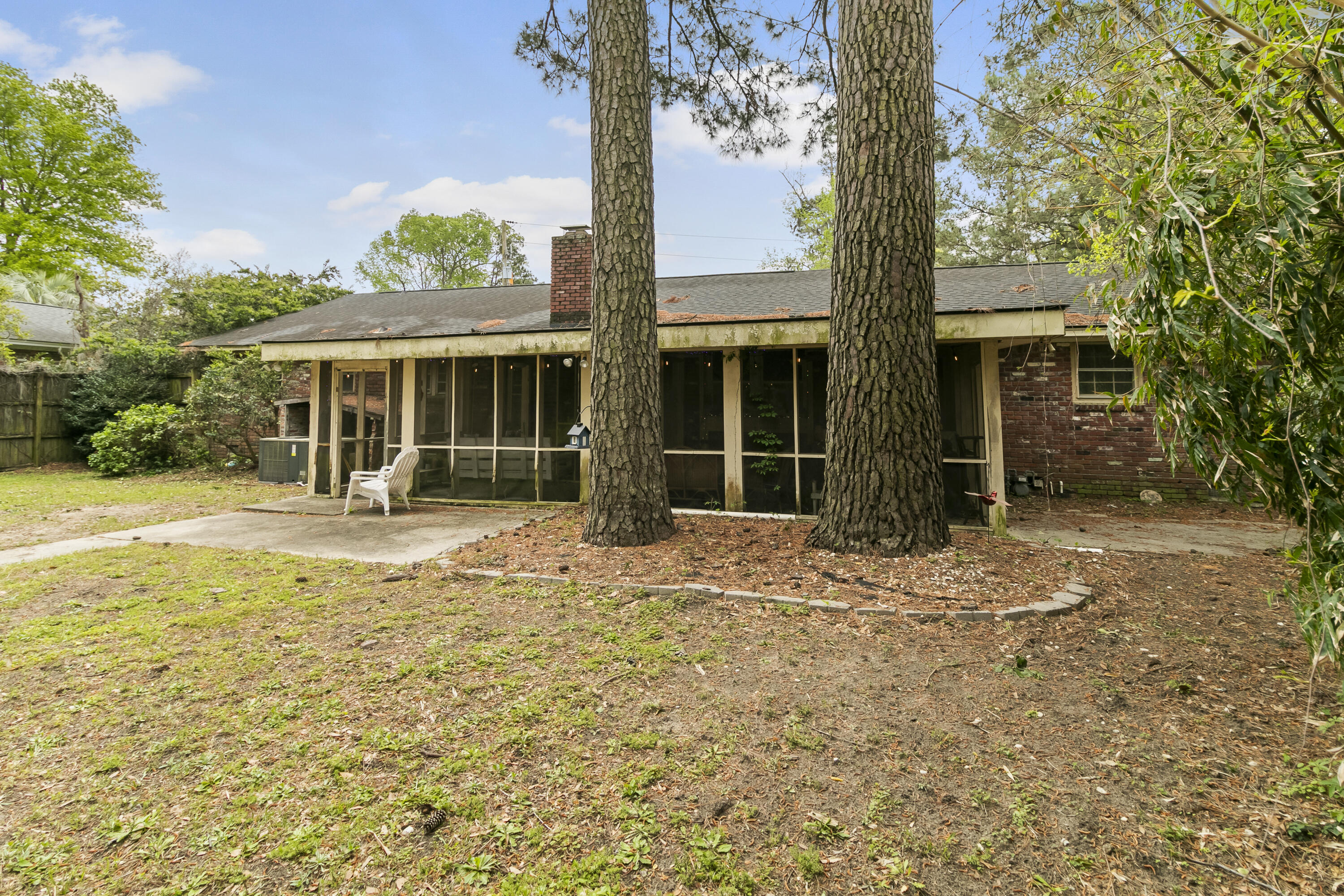 1056 Yeamans Hall Road Hanahan, SC 29410 - Photo 3 of 29 IMG_3810