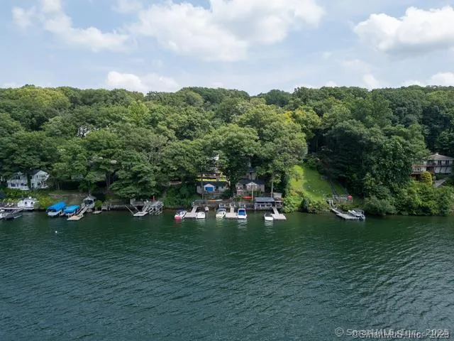 $1,695,000 | 1 Marker Road, Danbury, CT 06811