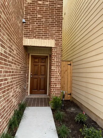 $2,200 | 11604 Main Cypress Drive, Houston, TX 77025