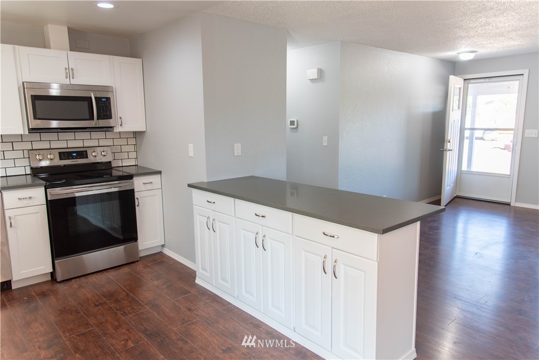 6317 Ruddell Road Southeast Lacey, WA 98513 - Photo 8 of 19 Gallery Image 8