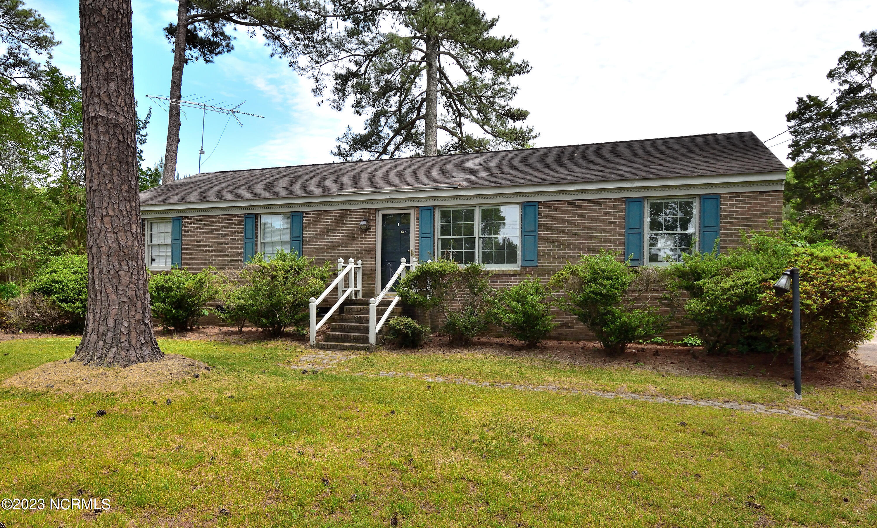 1633 Country Club Road Rocky Mount, NC 27804 - Photo 1 of 27 DSC_0001