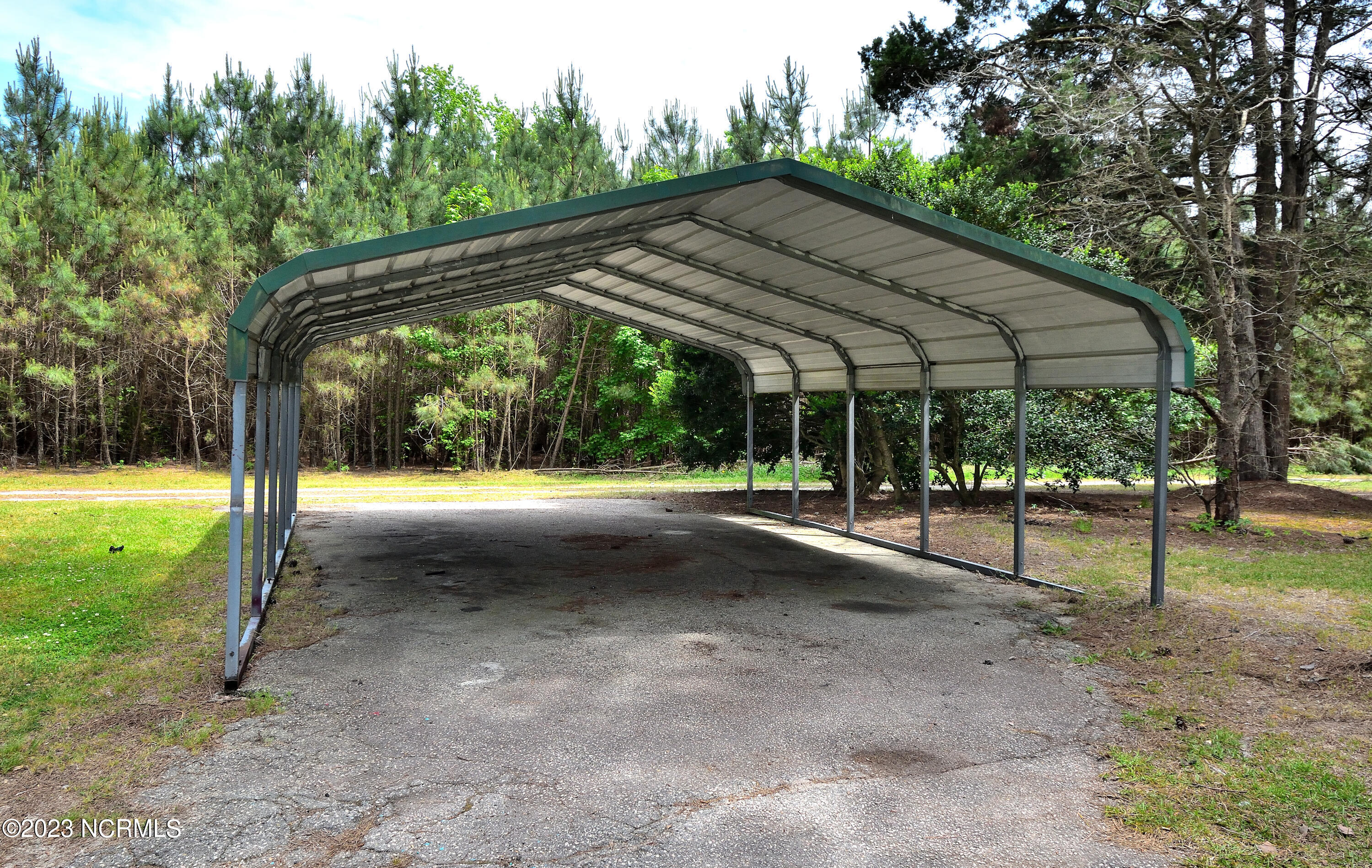 1633 Country Club Road Rocky Mount, NC 27804 - Photo 6 of 27 Metal carport