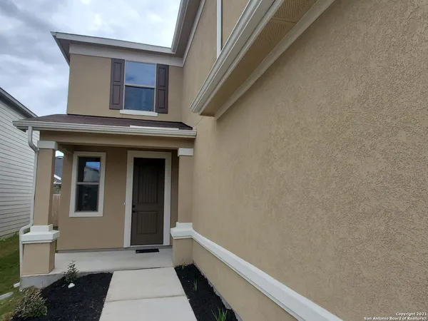 $1,995 | 1930 Brandywine Drive, New Braunfels, TX 78130