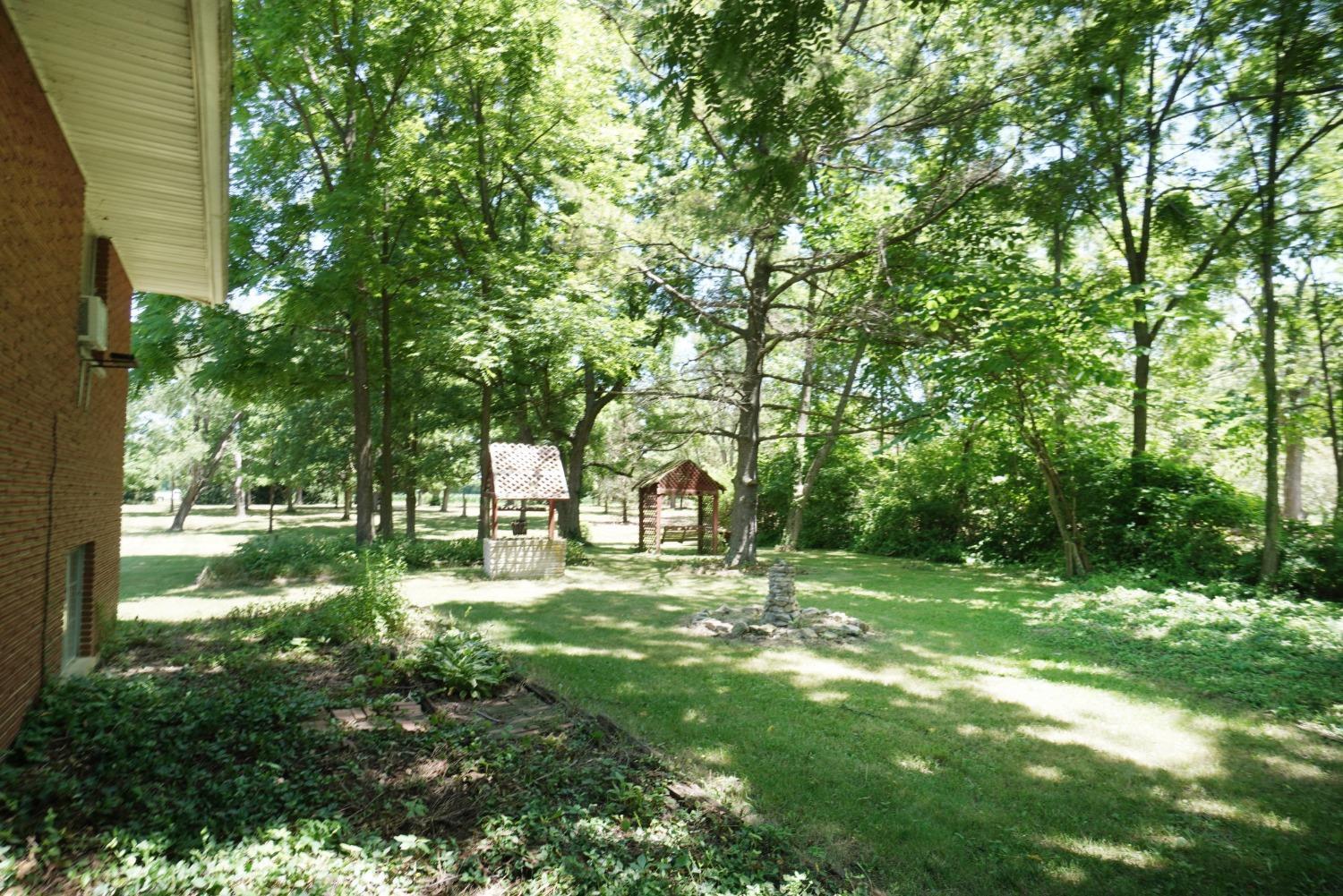 9748 South Palmer Road Huber Heights, OH 45344 - Photo 39 of 48
