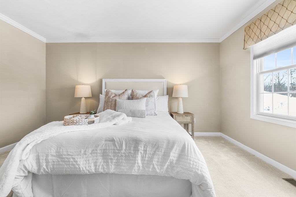 22 Fox Run Road, Unit 22 Blackstone, MA 01504 - Photo 17 of 42