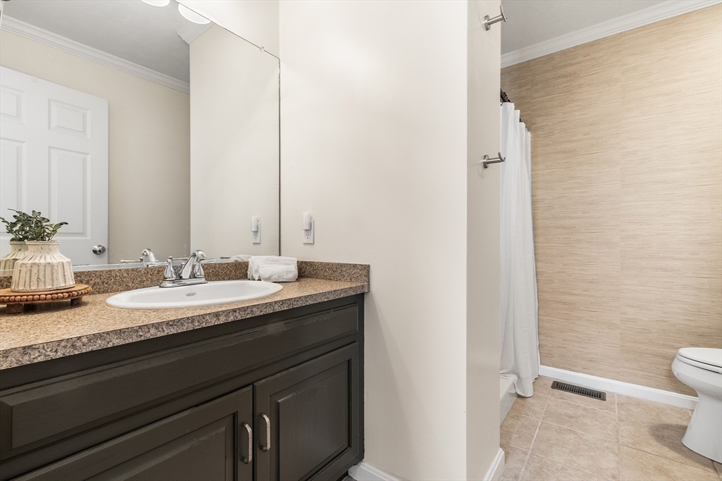 22 Fox Run Road, Unit 22 Blackstone, MA 01504 - Photo 19 of 42