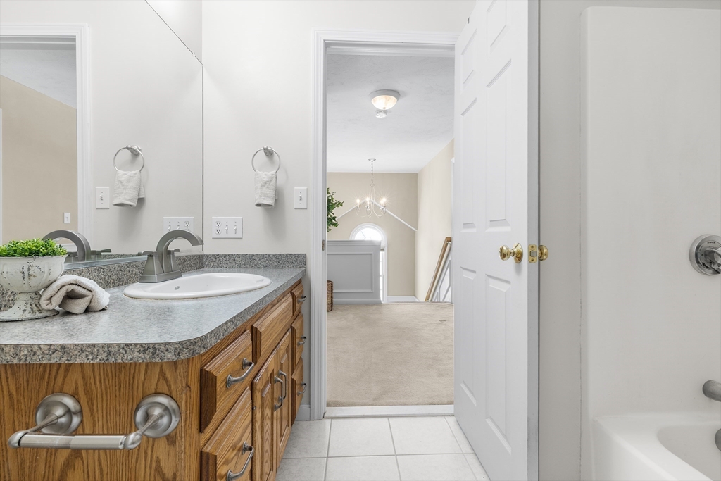 22 Fox Run Road, Unit 22 Blackstone, MA 01504 - Photo 27 of 42