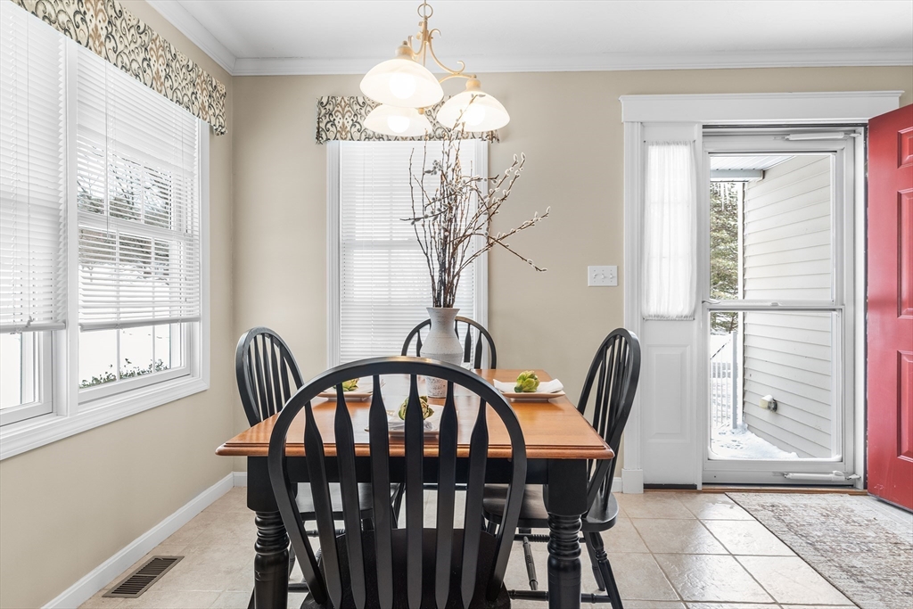 22 Fox Run Road, Unit 22 Blackstone, MA 01504 - Photo 10 of 42