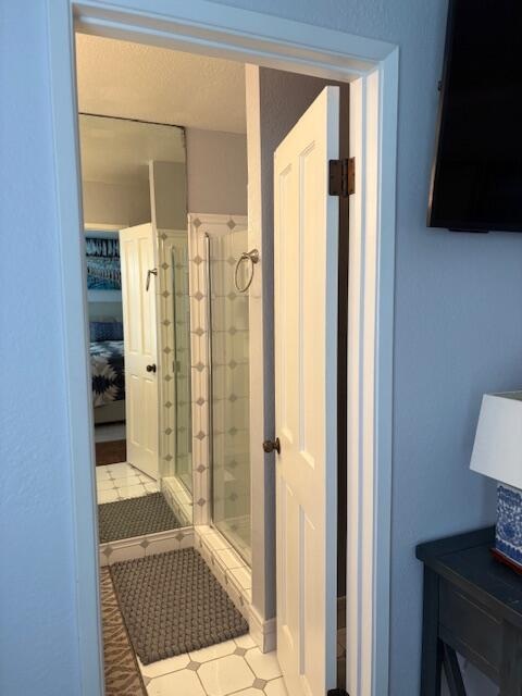 3375 Foothill Road, Unit 533 Carpinteria, CA 93013 - Photo 9 of 12 a bathroom with a shower and a toilet