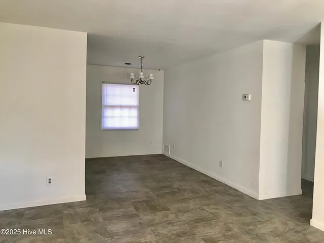 $1,117 | 1108 Weeks Street, Unit C, Elizabeth City, NC 27909