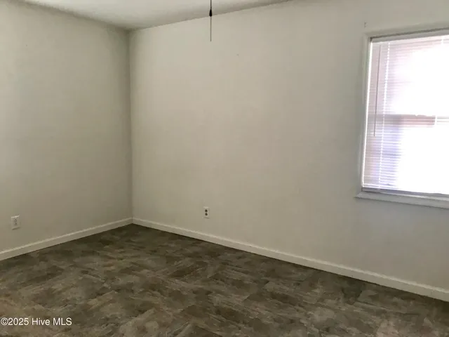 $1,117 | 1108 Weeks Street, Unit C, Elizabeth City, NC 27909