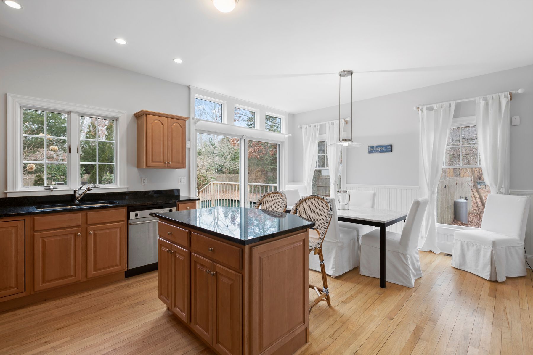 Undisclosed Address East Hampton, NY 11937 - Photo 4 of 14