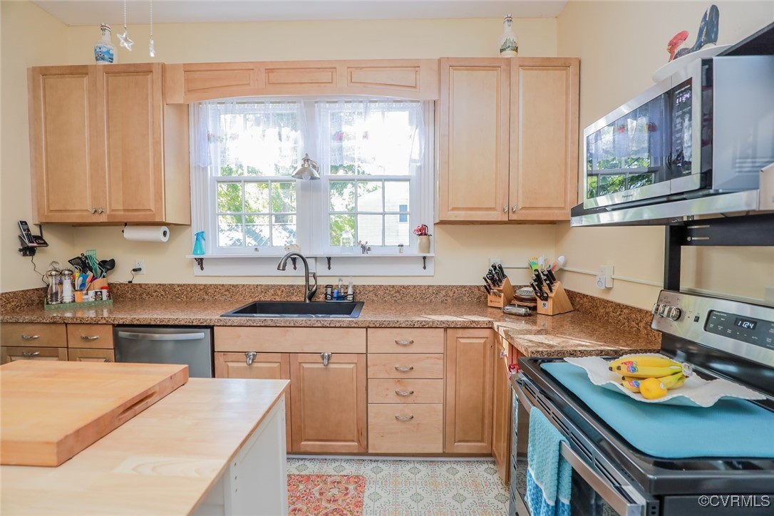 701 Conduit Road Colonial Heights, VA 23834 - Photo 9 of 41 Gallery Image 9