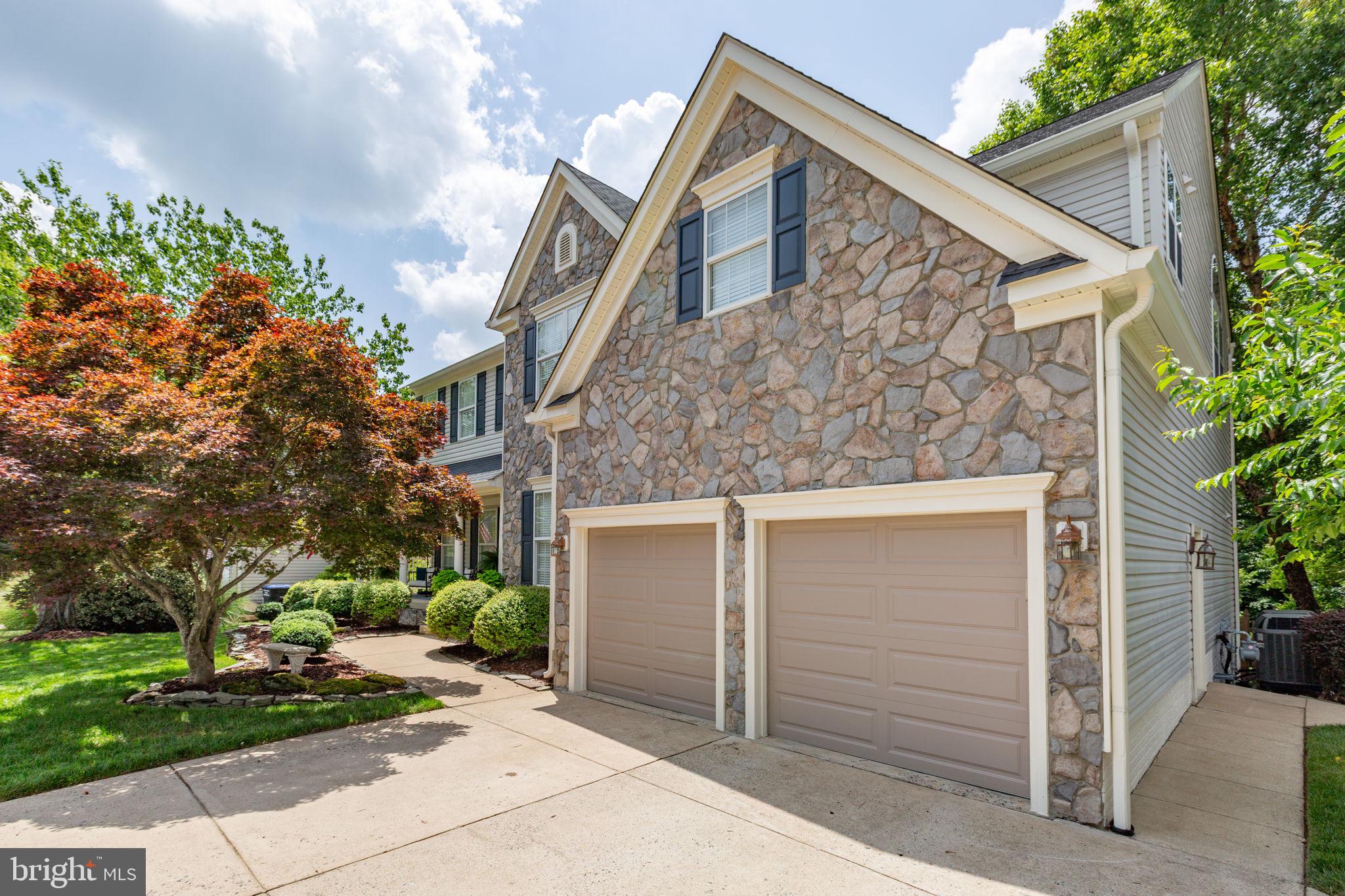 24 Tavern Road Stafford, VA 22554 - Photo 28 of 31 Walkway from concrete drive welcomes you home
