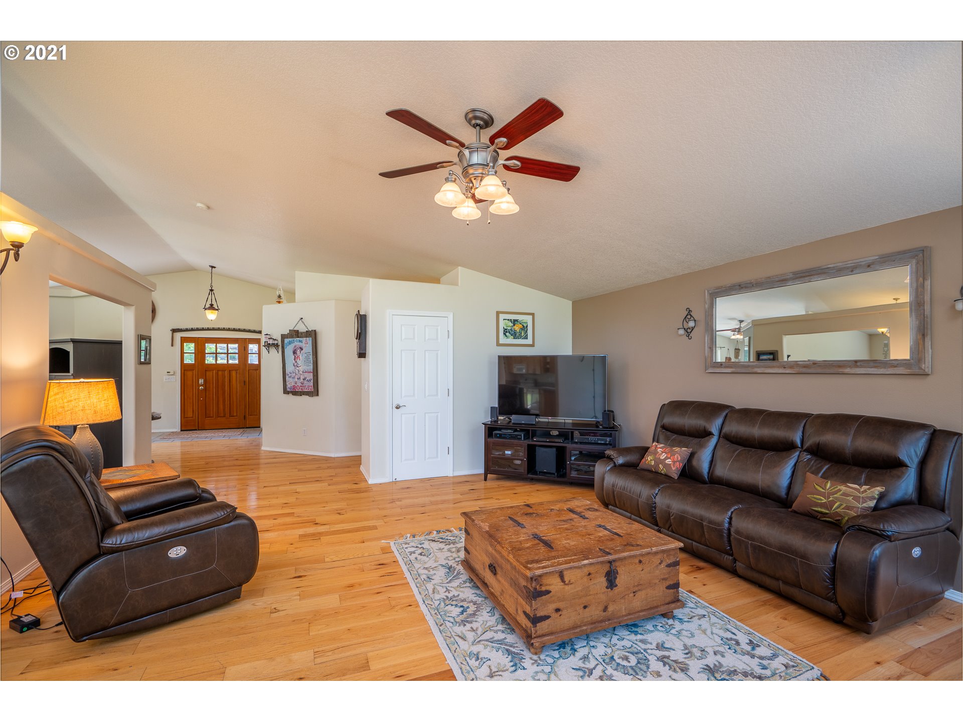 17 Teel Road White Salmon, WA 98672 - Photo 6 of 32 Gallery Image 6