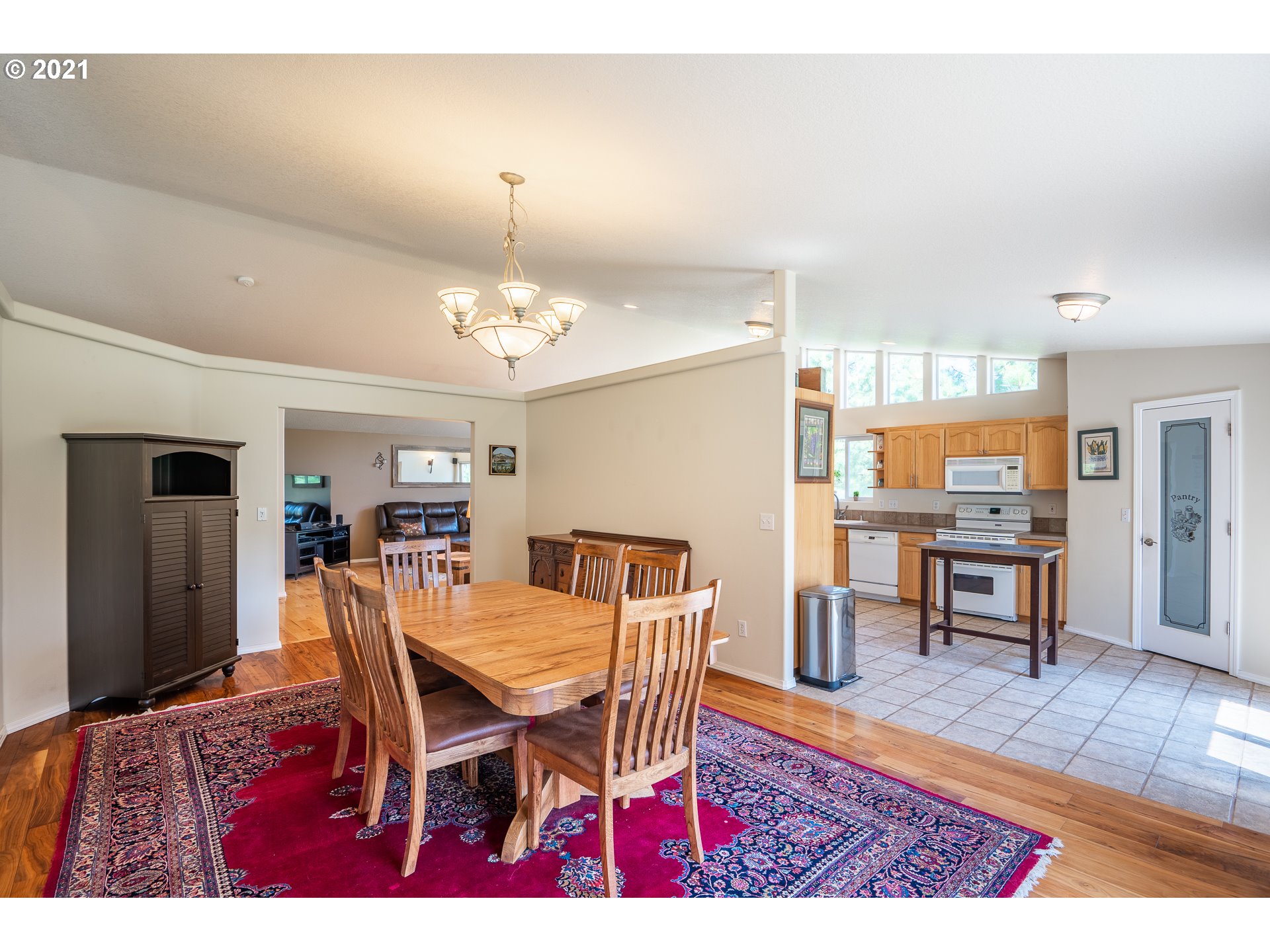 17 Teel Road White Salmon, WA 98672 - Photo 9 of 32 Gallery Image 9