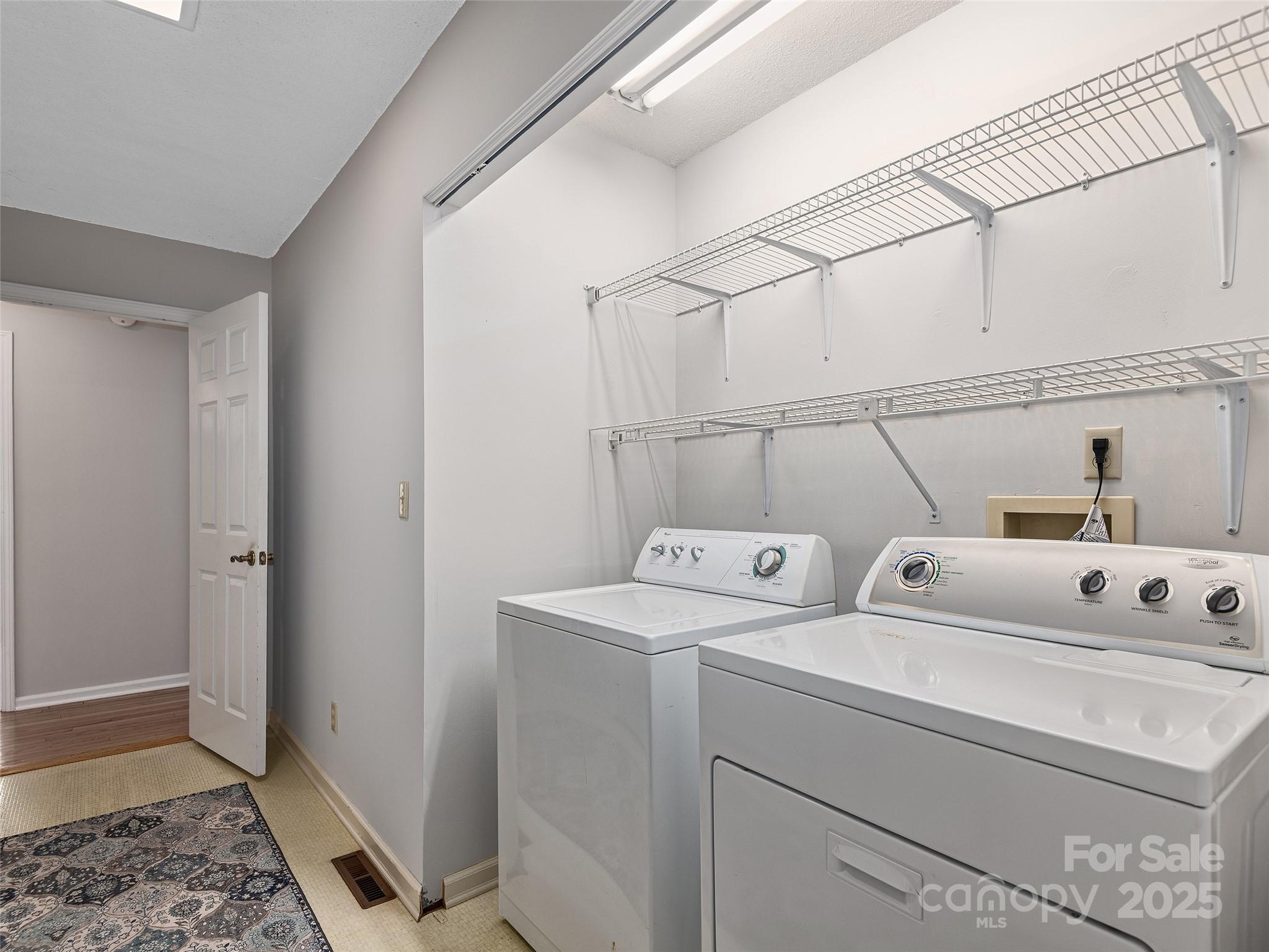 189 Cove Loop Road Hendersonville, NC 28739 - Photo 20 of 27 Gallery Image 20